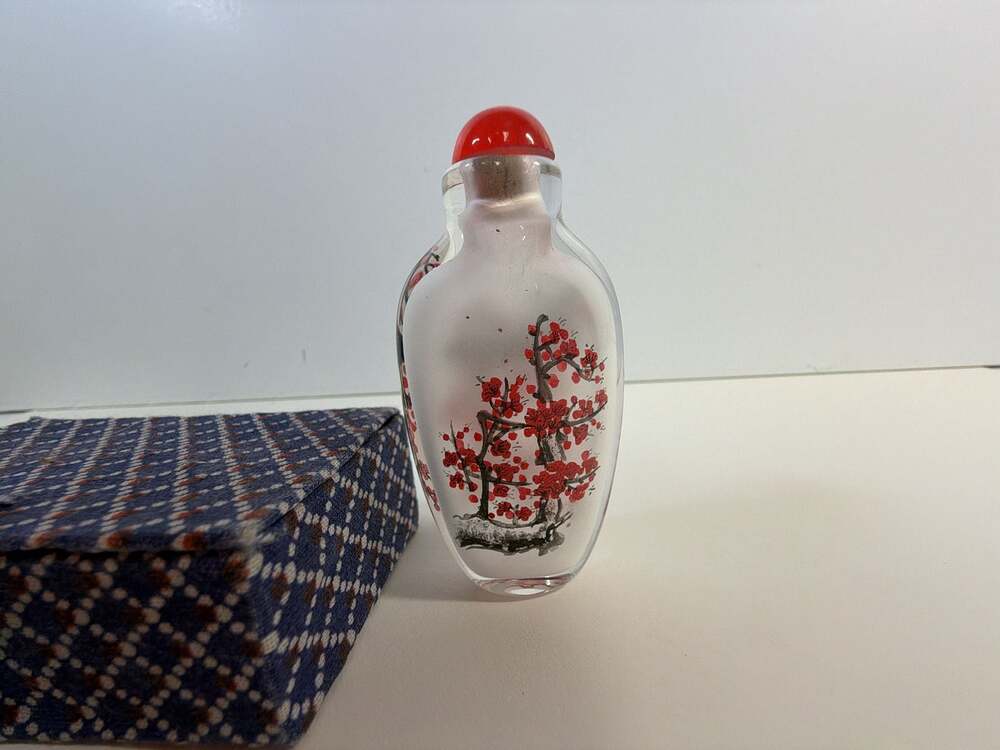 Vintage Chinese Inside-Painted Glass Snuff Bottle with Floral Design and Storage